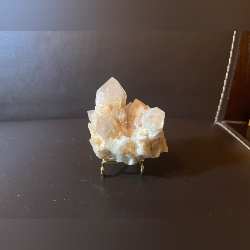 Natural Crystal Raw Quartz Cluster.
